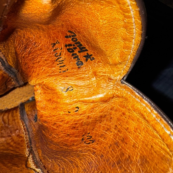 ARIAT TONY LAMA Cowboy Boots - Picture 9 of 10